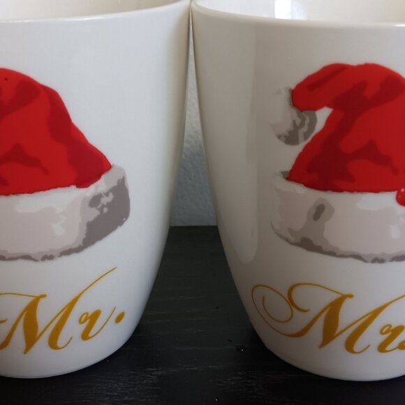 Vintage Mr. & Mrs. Christmas Holiday Coffee Mugs - Picture 1 of 5